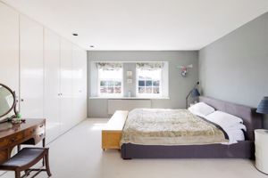 Bedroom- click for photo gallery
